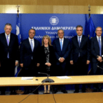 Επίδομα παιδιού Α21: Πότε κλείνει για αιτήσεις η πλατφόρμα του ΟΠΕΚΑ