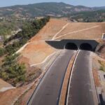 Ο Μητσοτάκης παρουσίασε 12 παρεμβάσεις για την ανάπτυξη και την καταπολέμηση της γραφειοκρατίας