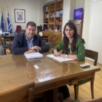 Συνελήφθησαν από αστυνομικούς του Τμήματος Δίωξης  και Εξιχνίασης Εγκλημάτων Γρεβενών -2-ημεδαποί,  για καλλιέργεια δενδρυλλίων κάνναβης,  σε δασική περιοχή των Γρεβενών