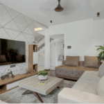 Κρουαζιέρα στο Αιγαίο με αποθέωση το ηλιοβασίλεμα της Σαντορίνης