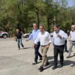 Επίσκεψη του υπουργού Περιβάλλοντος και Ενέργειας Σταύρου Παπασταύρου στα Γρεβενά – Προγραμματική σύμβαση για το περιαστικό δάσος «Καστράκι»
